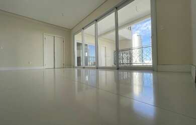 Imagem: O apartamento possui 3 Dormitórios, 4 Banheiros, 2 Vagas na