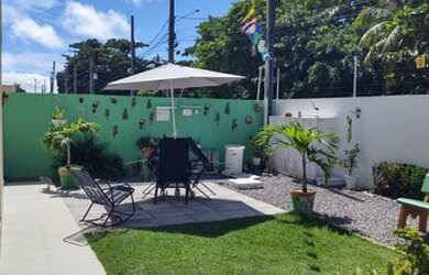 Imagem: A casa possui 2 Dormitórios, 1 Banheiro, 1 Vaga na garagem