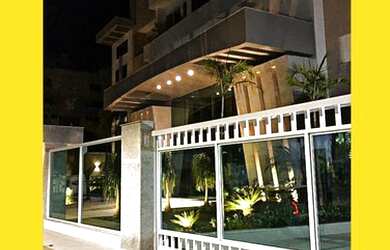 Imagem: O apartamento possui 3 Dormitórios, 2 Banheiros, 2 Vagas na