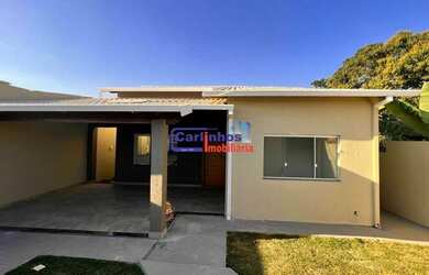 Imagem 2: Casa Padrão. Piscina, 140m² de Área, 2 Vagas na garageme3 Dormitórios