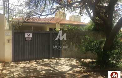 Imagem: O depósito possui 2 Vagas na garagem e 180m² de Área e está