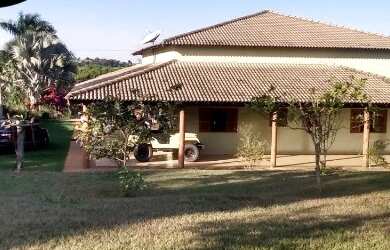 Imagem: A chácara está localizado em Centro, Lins à venda por R$1.400.000