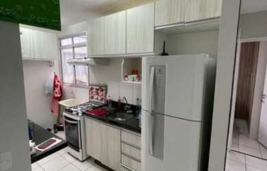 Imagem: O apartamento possui 2 Dormitórios, 1 Banheiro, 1 Vaga na garagem