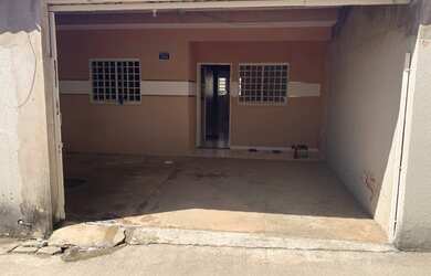 Imagem: A casa em condomínio possui 2 Dormitórios, 2 Banheiros, 2