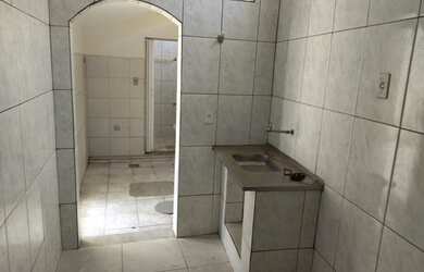 Imagem: A casa possui 1 Dormitório, 1 Banheiro, 86m² de Área e está