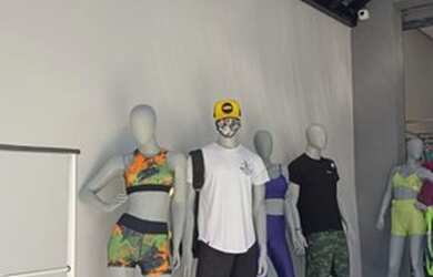 Imagem 2: Loja de roupa. Ar-condicionadoe200m² de Área