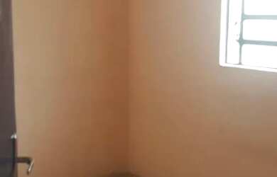 Imagem: O apartamento possui 2 Dormitórios, 1 Banheiro e está localizado