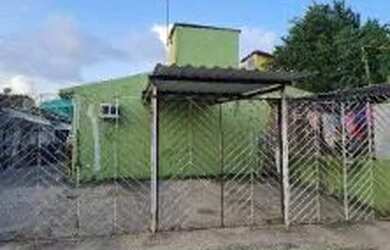 Imagem: A casa possui 2 Dormitórios, 1 Banheiro, 1 Vaga na garagem