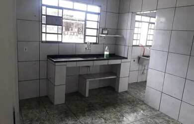 Imagem: O apartamento possui 1 Dormitório, 1 Banheiro, 30m² de Área