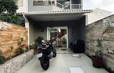 Imagem: A casa em condomínio possui 3 Dormitórios, 4 Banheiros, 2