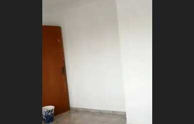 Imagem: A casa possui 3 Dormitórios, 2 Banheiros, 1 Vaga na garagem