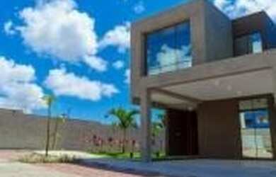 Imagem: A casa em condomínio possui 3 Dormitórios, 4 Banheiros, 2