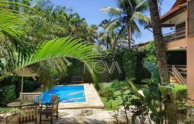 Imagem: A casa em condomínio possui 4 Dormitórios, 5 Banheiros, 5