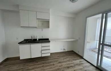 Imagem: O apartamento possui 1 Dormitório, 1 Banheiro, 1 Vaga na garagem