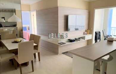 Imagem: O apartamento possui 2 Dormitórios, 2 Banheiros, 2 Vagas na