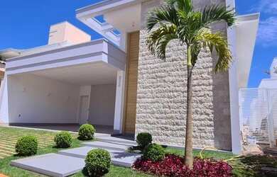 Imagem: A casa em condomínio possui 3 Dormitórios, 4 Banheiros, 4