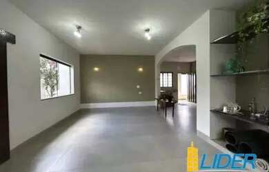 Imagem 4: LINDA CASA NO MORADA DA COLINA