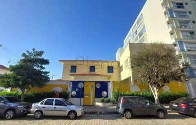 Imagem: A casa possui 5 Dormitórios, 5 Banheiros, 644m² de Área e