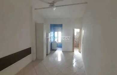 Imagem 4: Kitnet/Conjugado - / Residencial / Centro