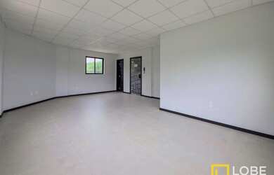 Imagem: O depósito possui 1 Vaga na garagem, 39m² de Área, Imóvel