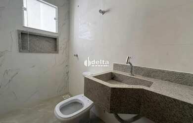 Imagem 8: Casa disponível para venda no bairro Novo Mundo em Uberlândia MG