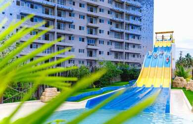 Imagem: O apartamento possui 1 Dormitório, 1 Banheiro, 1 Vaga na garagem