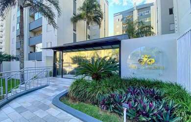 Imagem: O apartamento possui 3 Dormitórios, 1 Banheiro, 1 Vaga na garagem