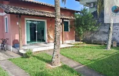 Imagem: A casa em condomínio possui 3 Dormitórios, 1 Banheiro, 3 Vagas