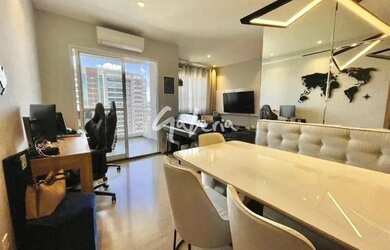 Imagem: O apartamento possui 2 Dormitórios, 2 Banheiros, 2 Vagas na