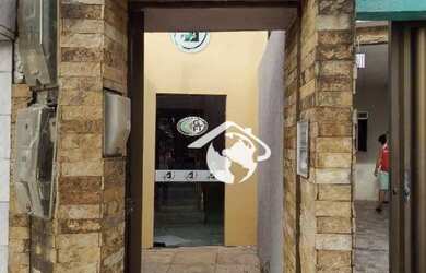 Imagem: O depósito possui 2 Vagas na garagem, 80m² de Área e está