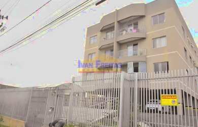 Imagem: O apartamento possui 3 Dormitórios, 1 Banheiro, 1 Vaga na garagem