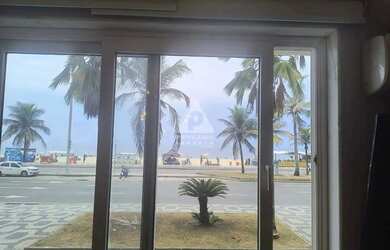 Imagem: O apartamento possui 3 Dormitórios, 3 Banheiros, 2 Vagas na