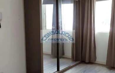 Imagem: A kitnet possui 1 Dormitório, 1 Banheiro, 1 Vaga na garagem