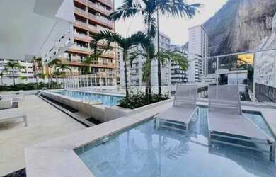 Imagem: O apartamento possui 4 Dormitórios, 4 Banheiros, 2 Vagas na