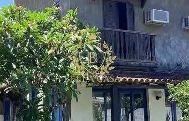 Imagem: A casa possui 5 Dormitórios, 5 Banheiros, 2 Vagas na garagem