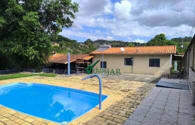 Imagem: A fazenda à venda possui 350m² de Área, Churrasqueira, Piscina