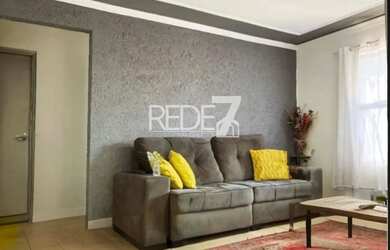 Imagem: A casa possui 4 Dormitórios, 3 Banheiros, 2 Vagas na garagem