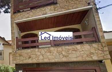 Imagem: A casa possui 5 Dormitórios, 4 Banheiros, 2 Vagas na garagem