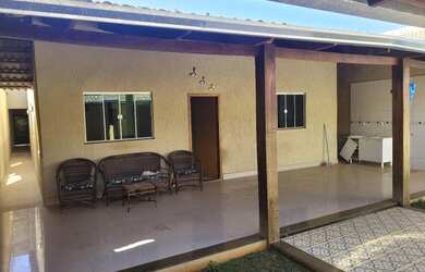 Imagem 5: Casa Residencial 3 qtos. Churrasqueira, 180m² de Área, 3 Vagas na garageme3...