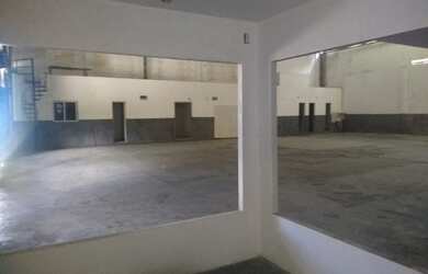 Imagem 12: Aluga-se galpão no Montese