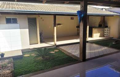 Imagem 3: Casa Residencial 3 qtos. Churrasqueira, 180m² de Área, 3 Vagas na garageme3...