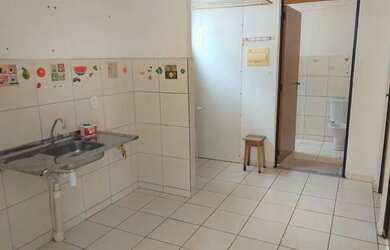 Imagem: O apartamento possui 2 Dormitórios, 1 Banheiro, 5 Vagas na