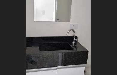 Imagem 7: Sobrado de esquina com piscina