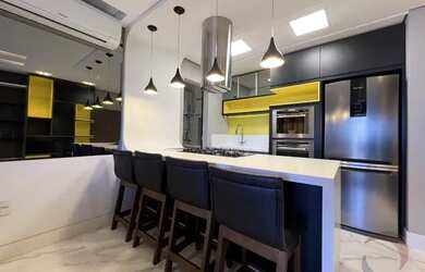 Imagem: O apartamento possui 2 Dormitórios, 2 Banheiros, 2 Vagas na