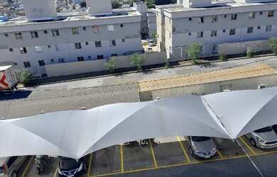 Imagem: O apartamento possui 2 Dormitórios, 1 Banheiro, 1 Vaga na garagem