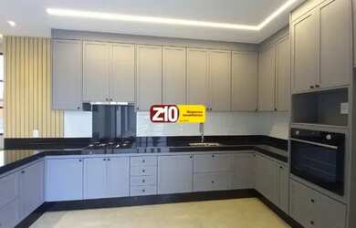 Imagem: A casa em condomínio possui 3 Dormitórios, 3 Banheiros, 2