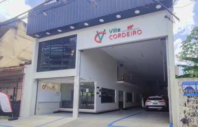 Imagem: O depósito possui 1 Vaga na garagem, 64m² de Área e está