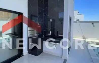 Imagem: A casa em condomínio possui 4 Dormitórios, 5 Banheiros, 4