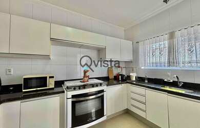 Imagem 11: Casa à venda no Guaiúba no Guarujá, SP QVista Inteligência Imobiliária...