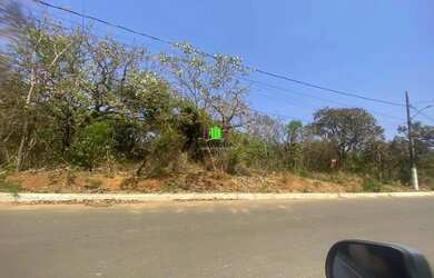 Imagem: O terreno possui 1.700m² de Área e está localizado em Recanto